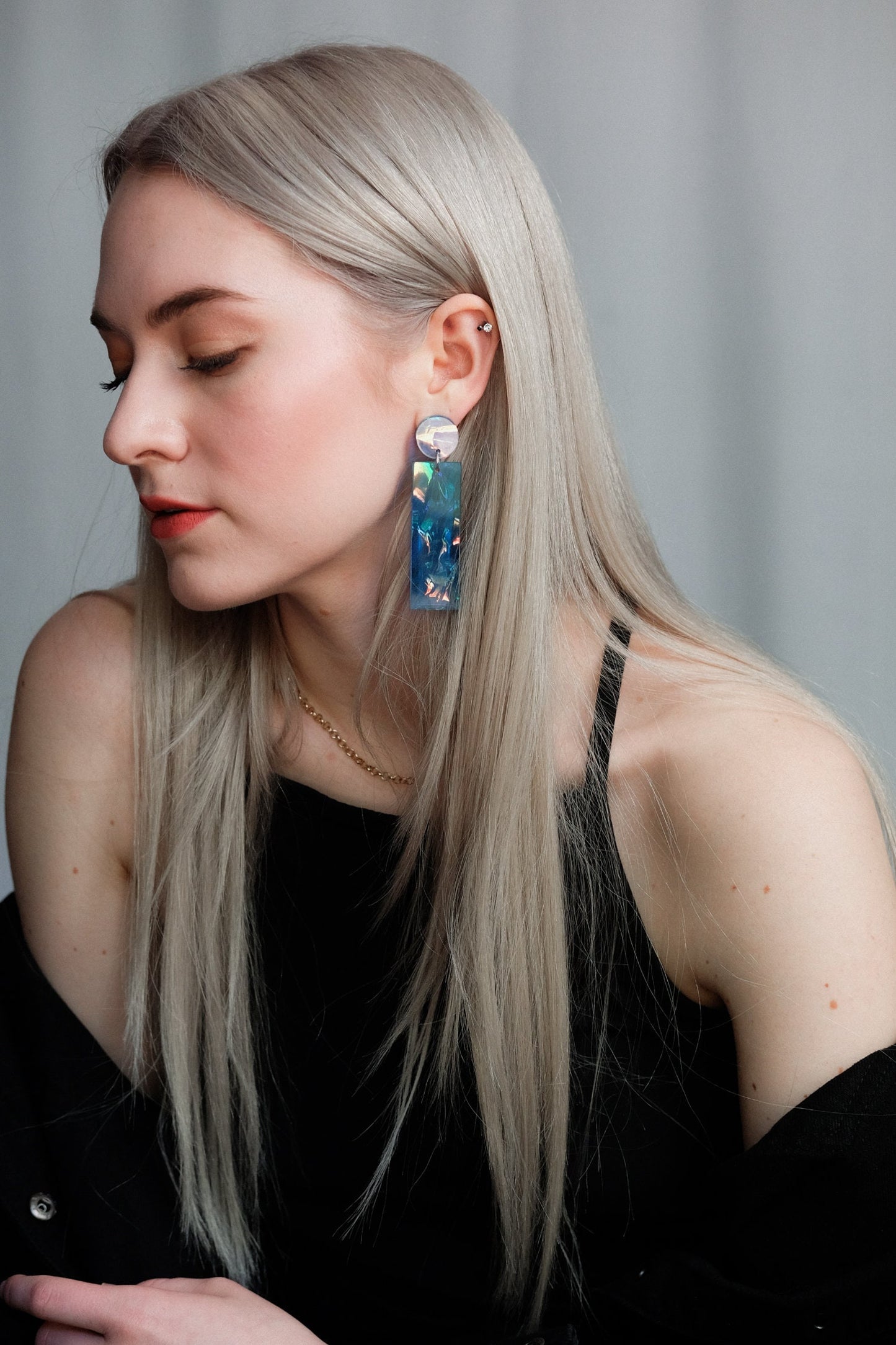 Deep Ocean Bar Dangle Iridescent Earrings