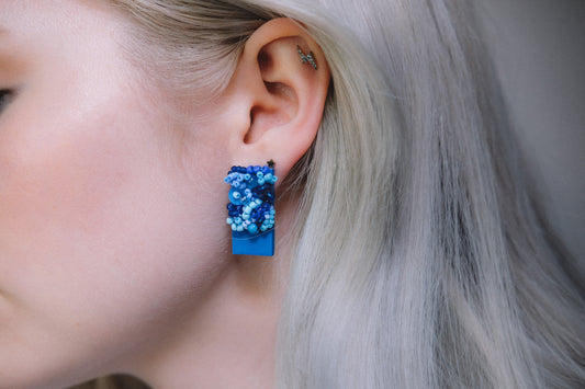 Blue Anemone Beaded Bar Stud Earrings